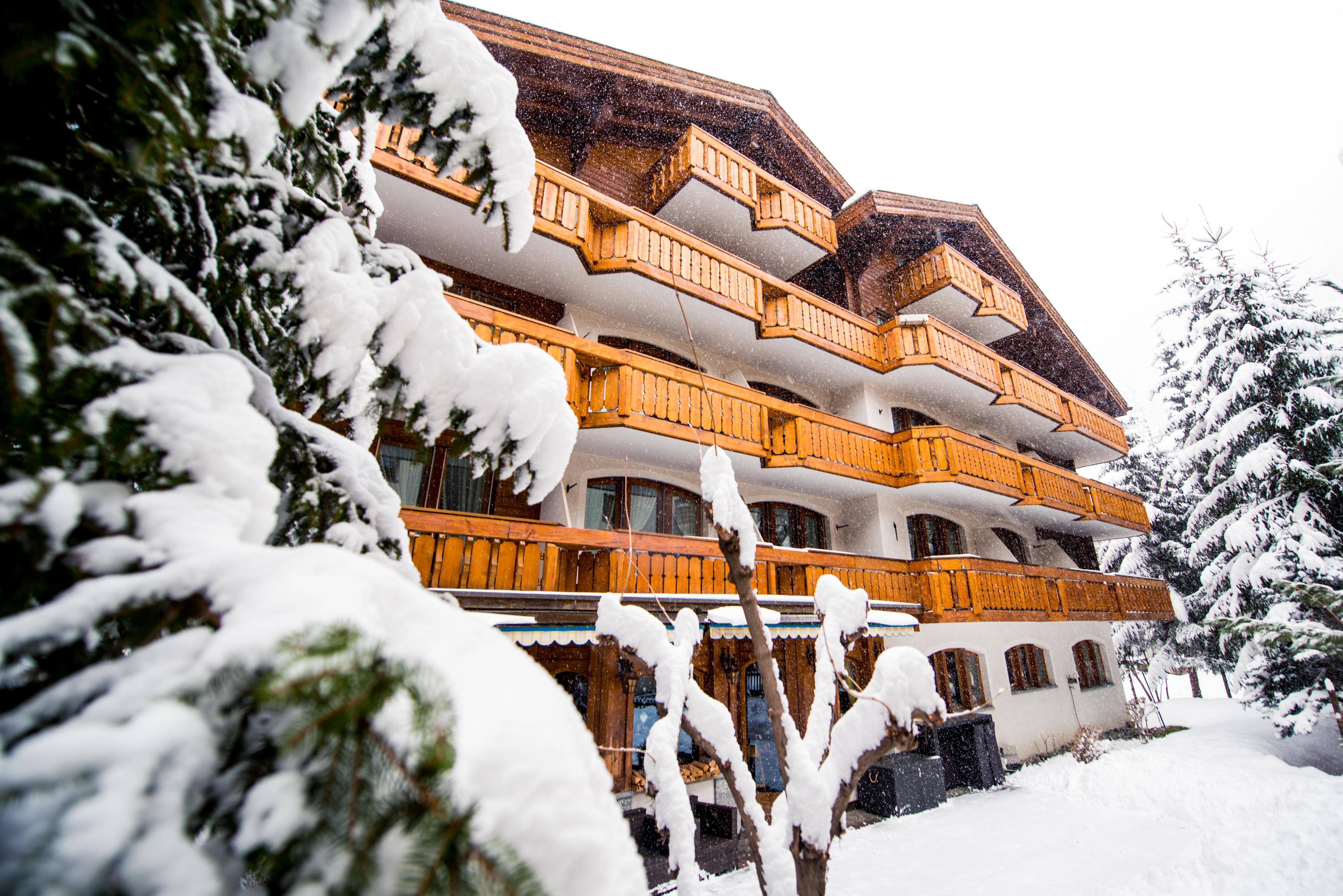 Hotel Daniela Zermatt Exterior photo